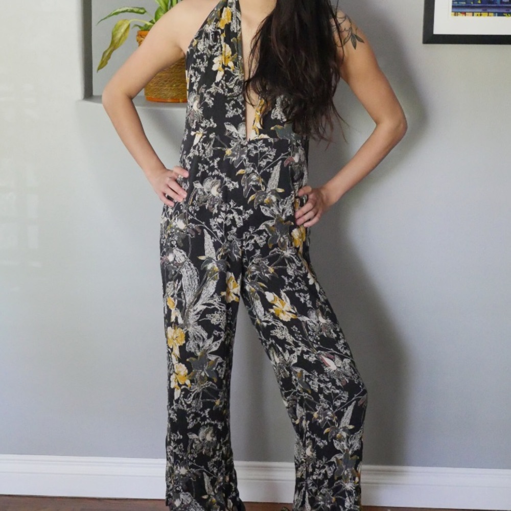 Free People halter summer romper, size 6